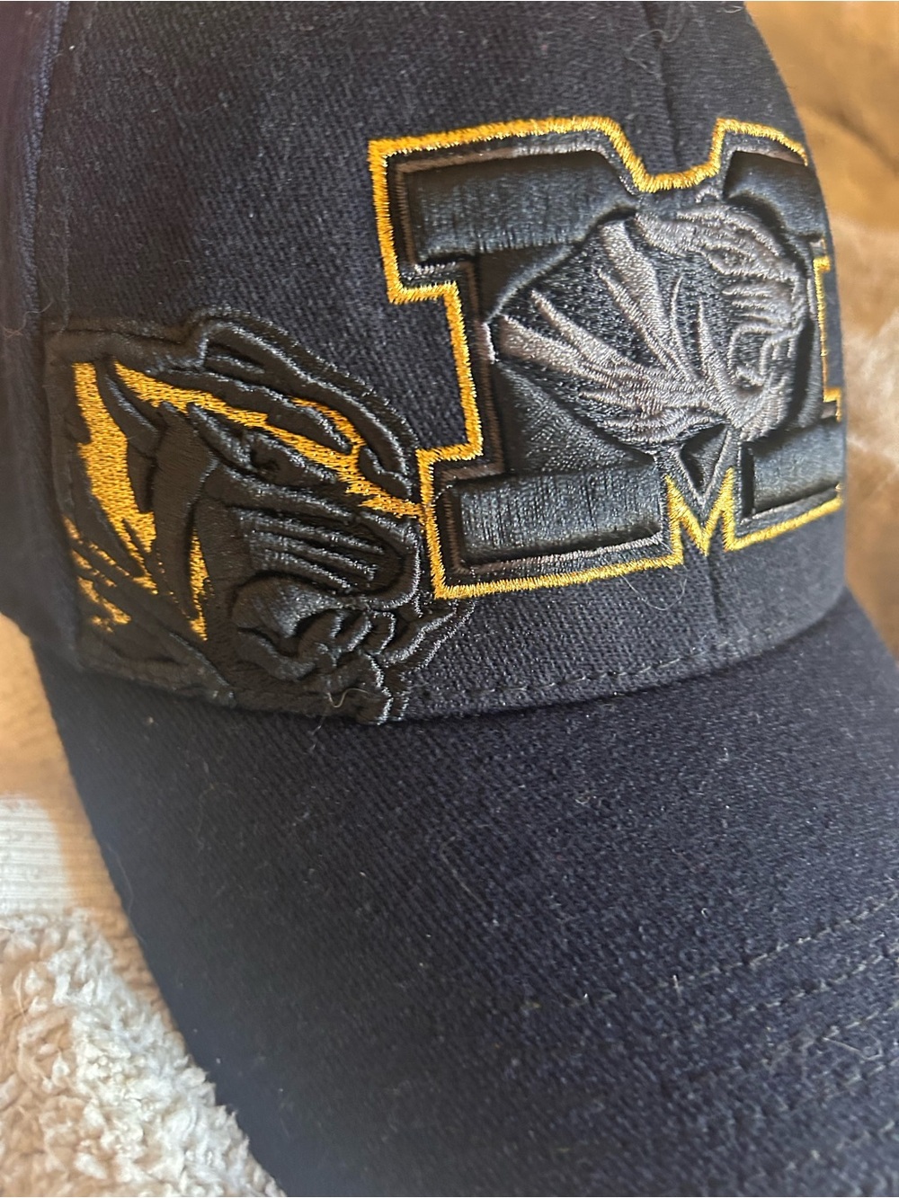 Mizzou Tigers/University of Missouri Tigers Top of the World Baseball Cap - Picture 2 of 3